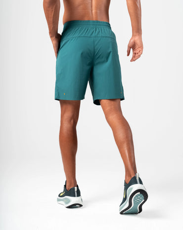 Agaru Versa Short - Emerald Green