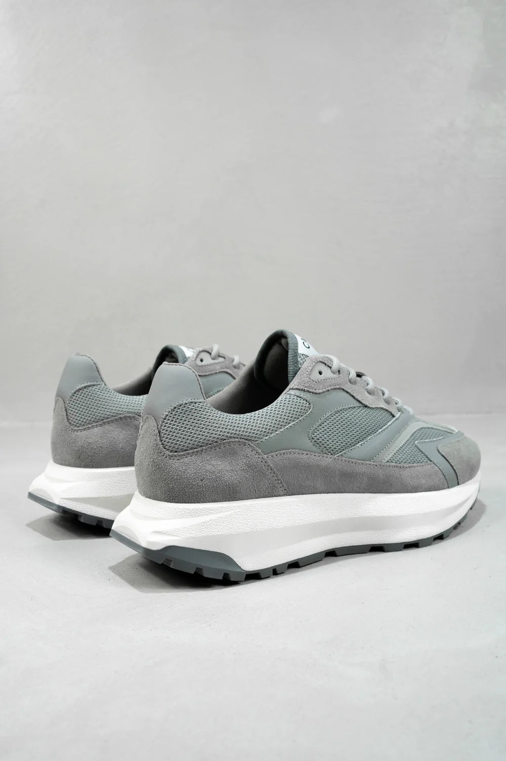 Capo OMNI Trainer - Slate/White