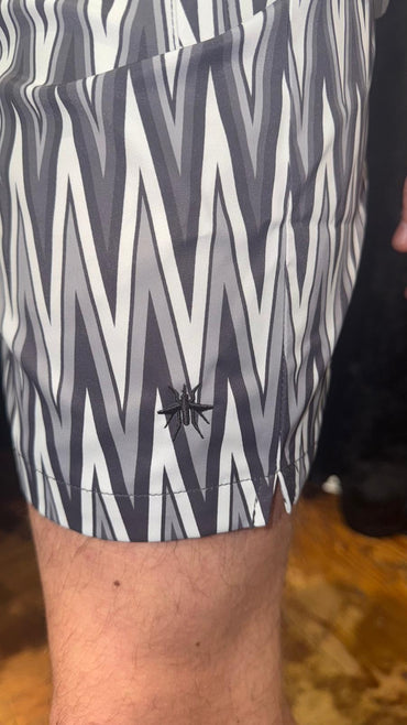 Mosquito Zig-Zag Shorts - Grey/White