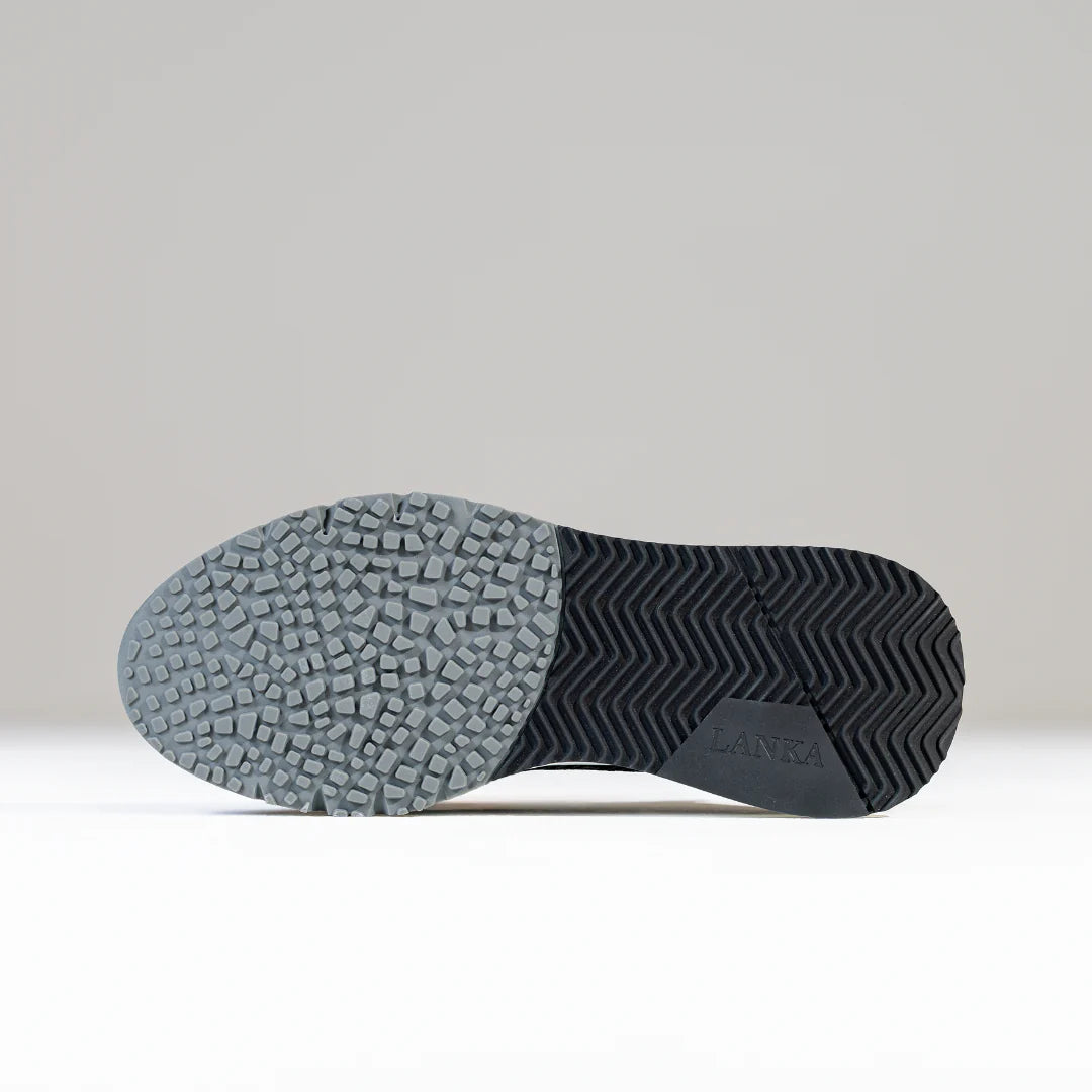 Lanka Sky Knit Runner - Black