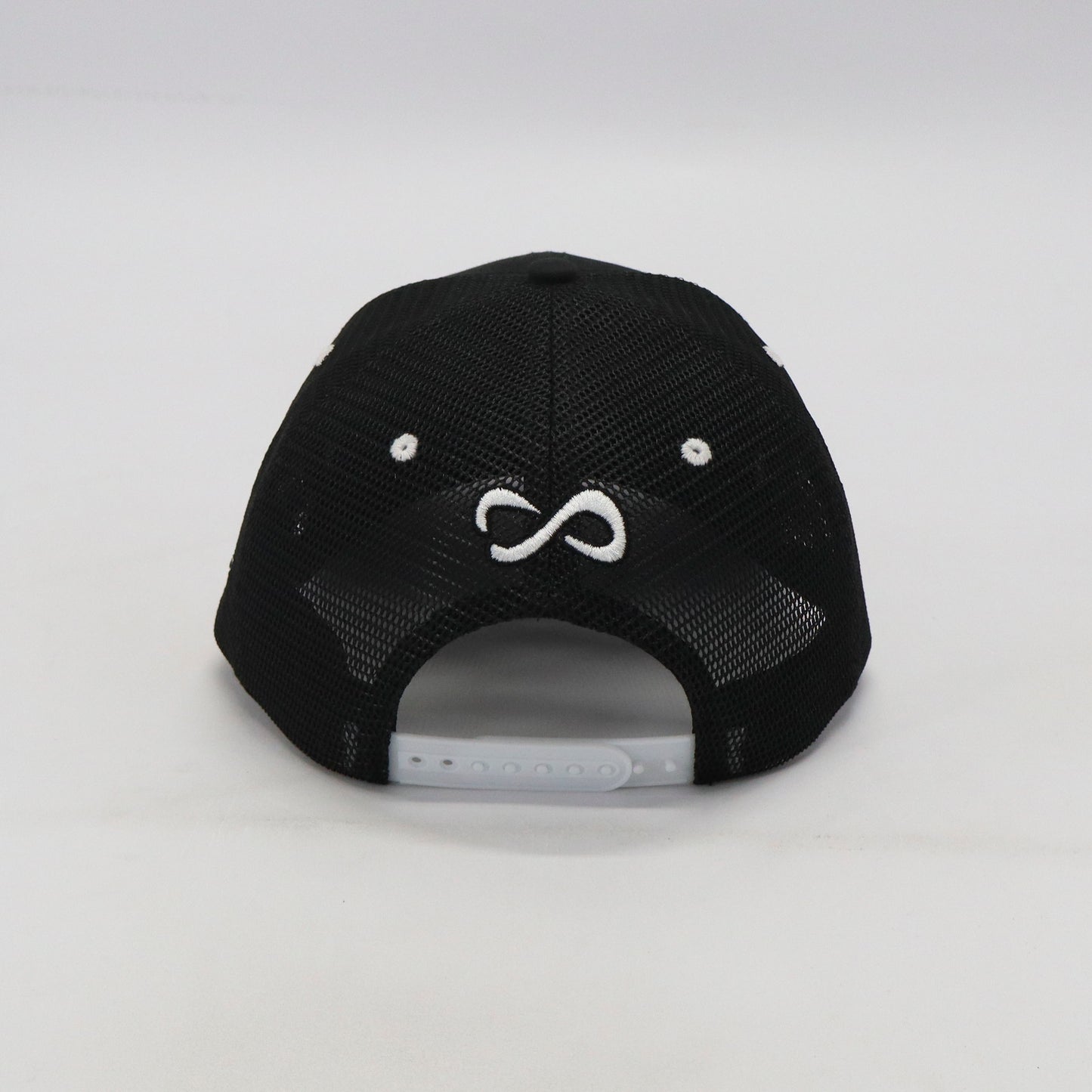 Trillest Star 3.0 Cap - Black/White