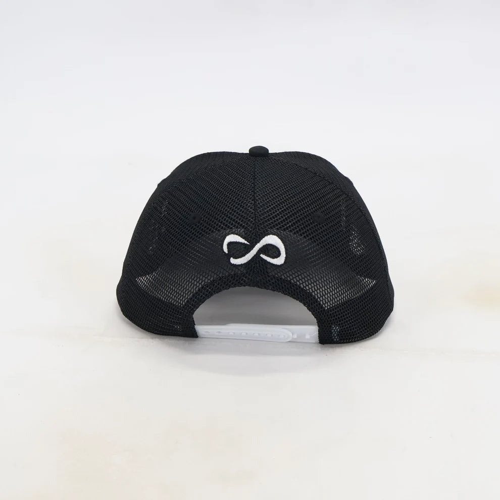 Trillest Star 3.0 Cap Black & White