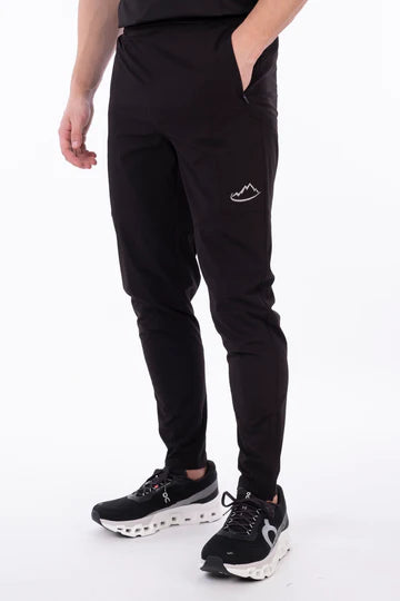 Adapt To, Pacer Pants Black