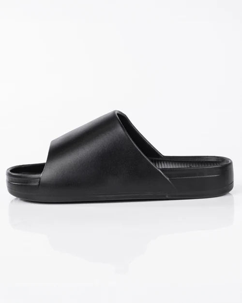 White Threads Essential Sliders - Black