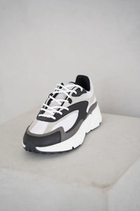 Capo Runner 2.0 Trainer - Black/Grey/White (PRE-ORDER)