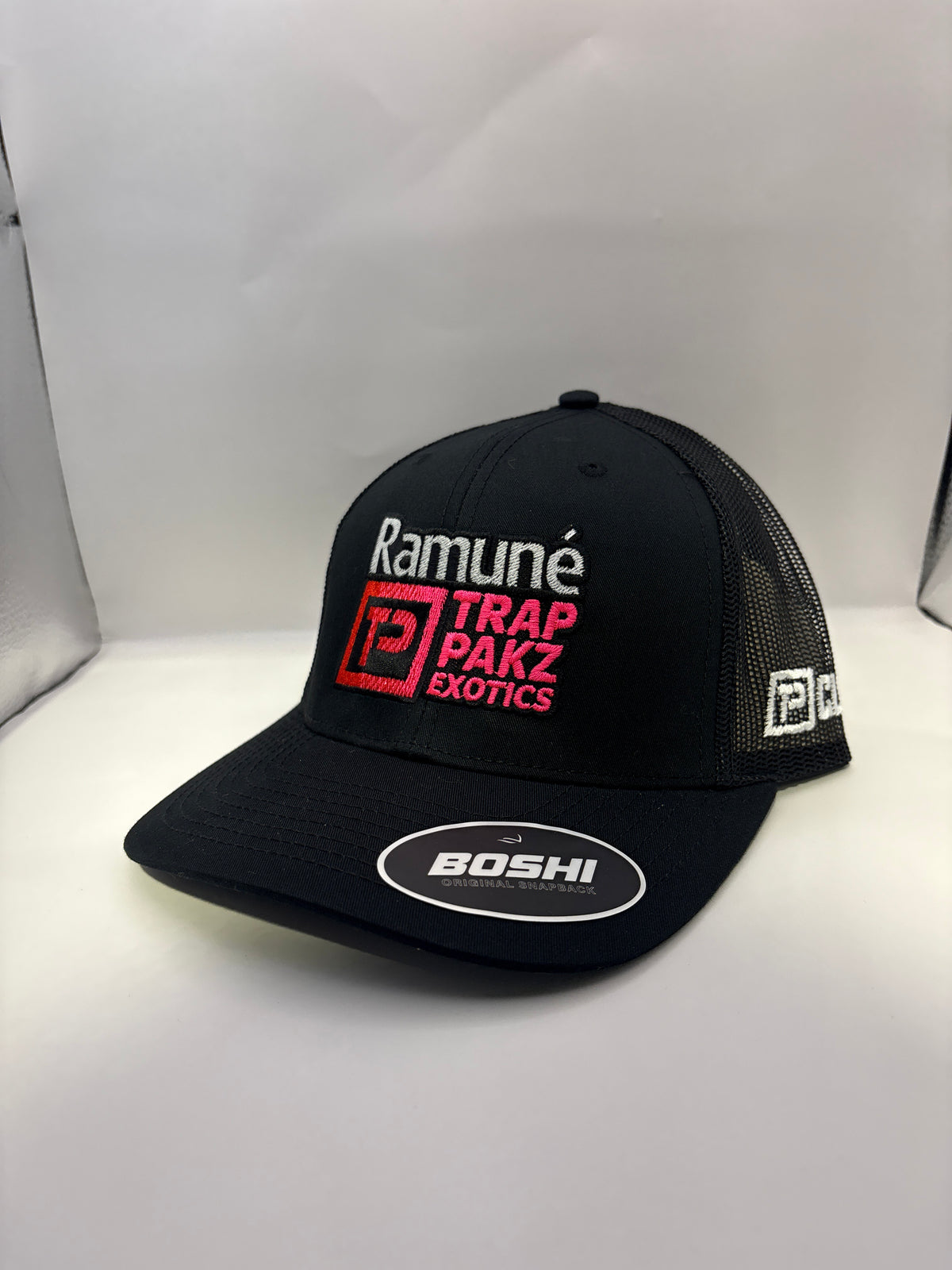Trap Pakz Cap Ramune Black & Pink