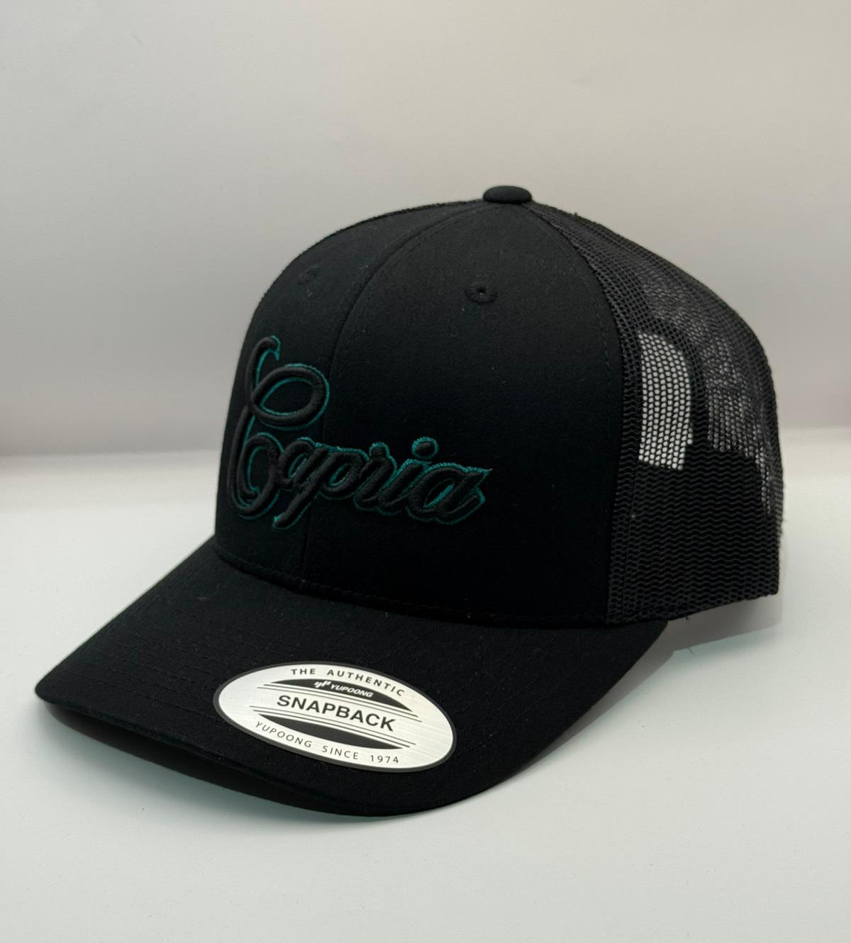 Capria Cap - Black/Green