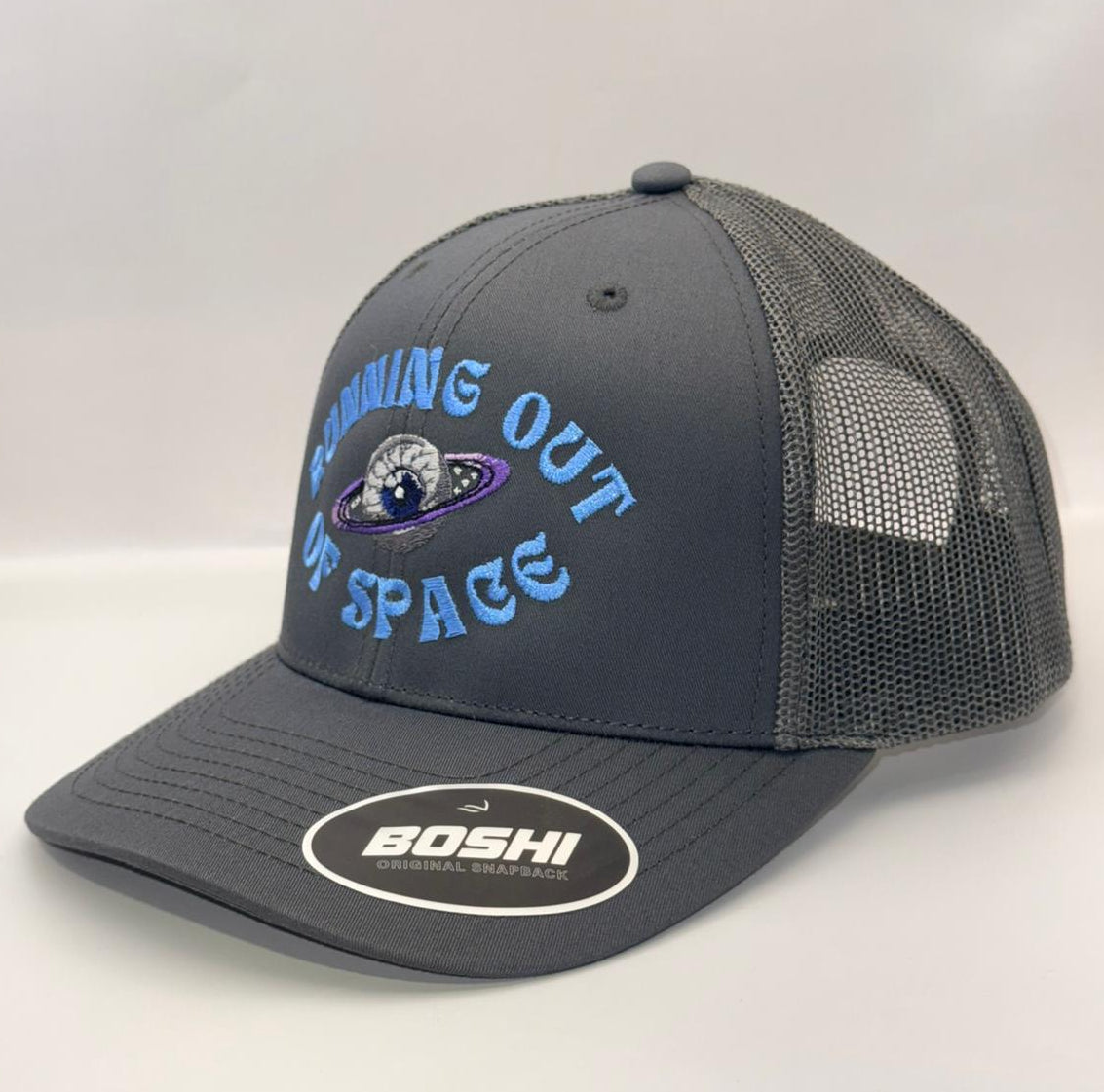 Gray trucker hat with 'BOSHI' logo on a white background