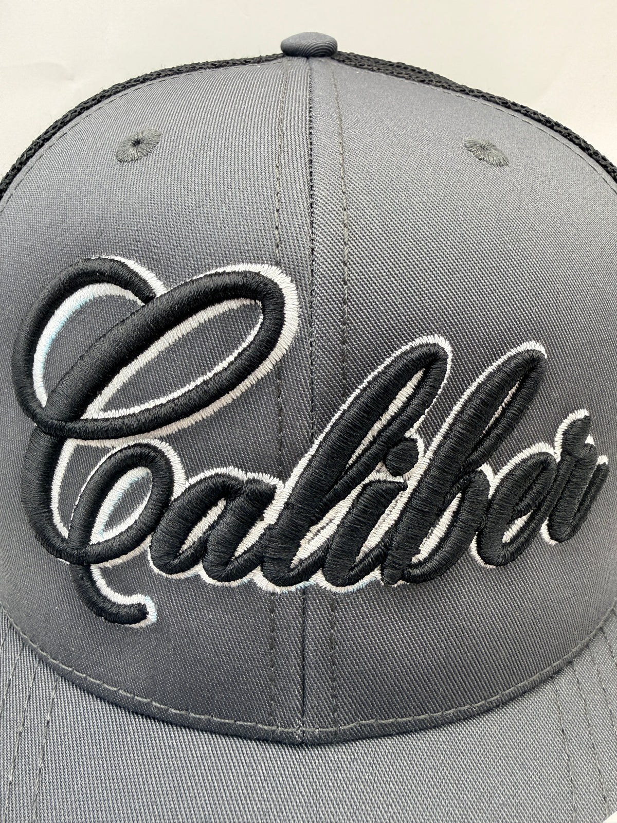 Calibre Grey/Black