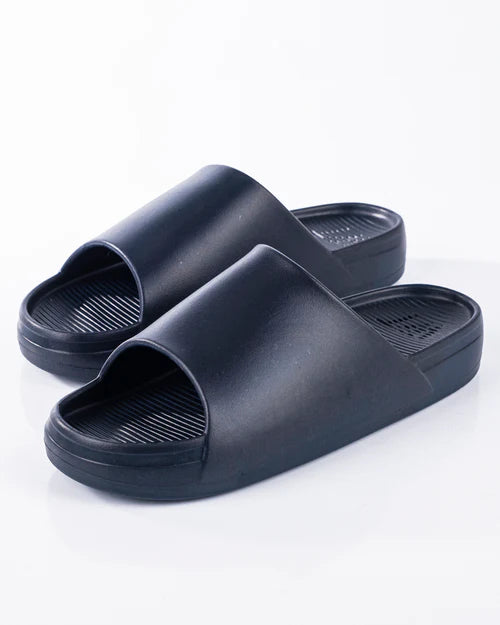 White Threads Essential Sliders - Midnight Blue – Cavern Menswear