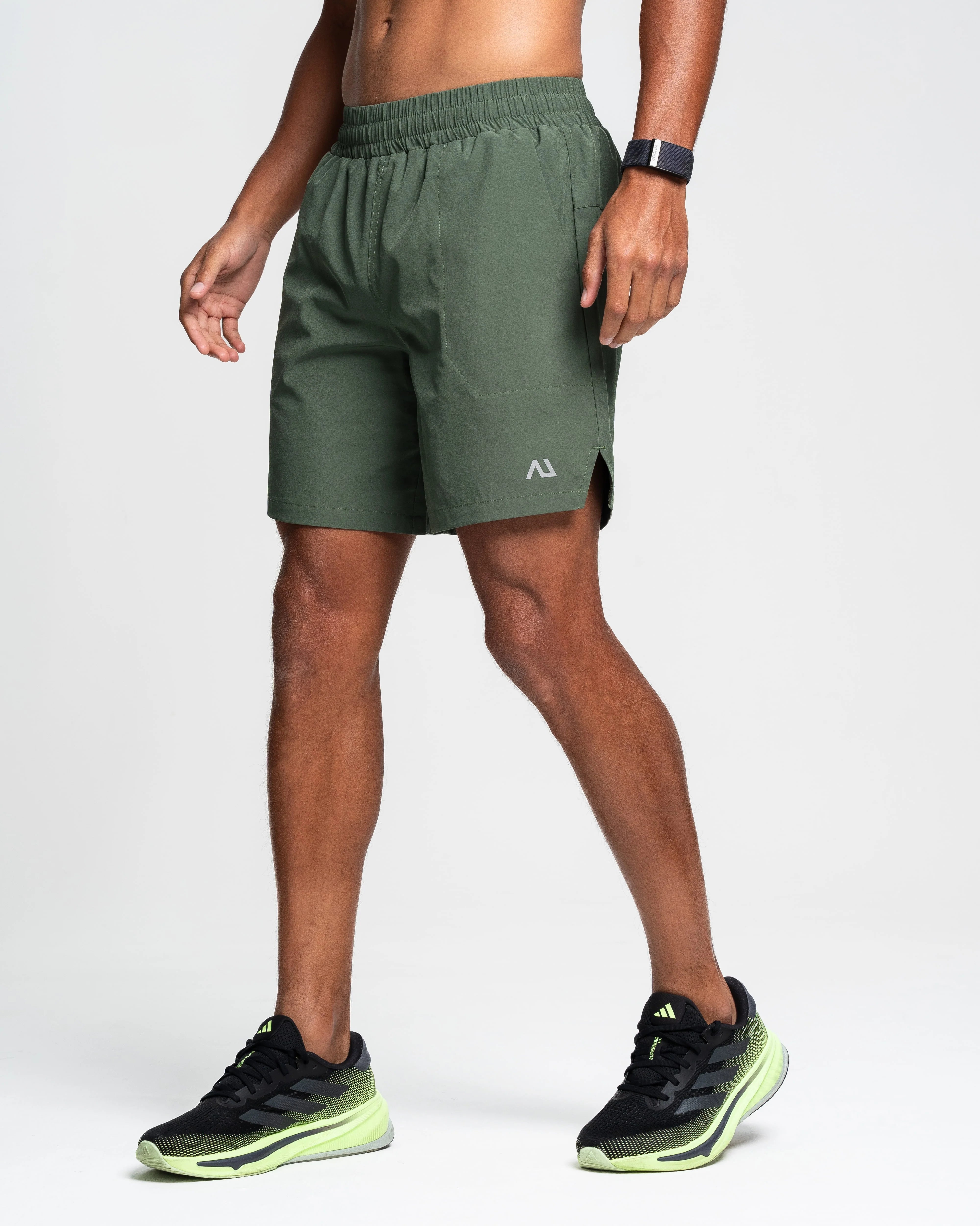 Agaru Gradient Shorts - Forest Green