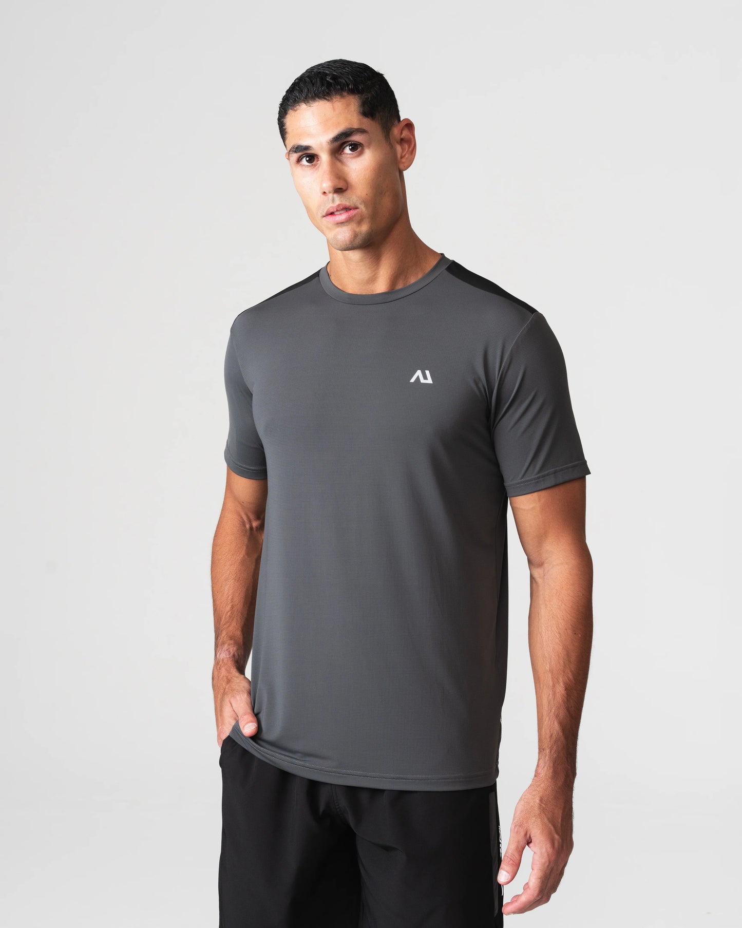Agaru SRG T-Shirt - Carbon Black
