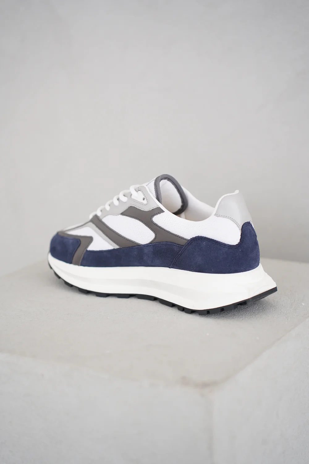 Capo OMNI Trainer - Navy/Grey/White (PRE-ORDER)