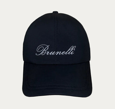 Black cap with 'Brunelli' branding on a white background